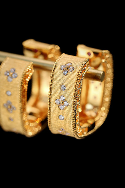 Vintage Court Wide Sparkling Brushed Earrings