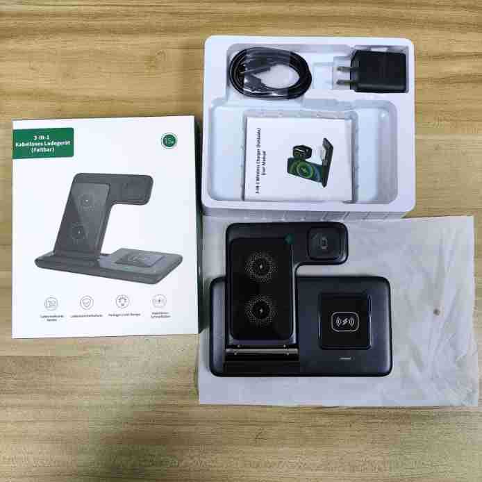 Three-in-one Wireless Charger Foldable Twin Coil 15W Fast Charge.