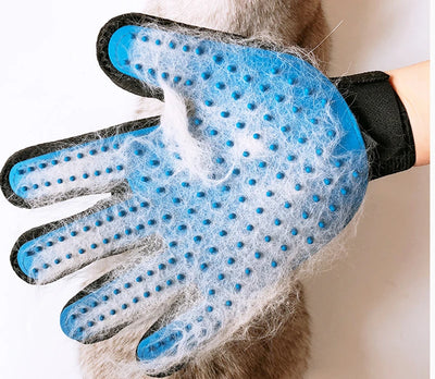 Pet Glove Cat Grooming Glove and Hair Deseeding.