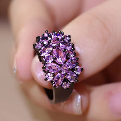 Floral Cool Girl Ring.