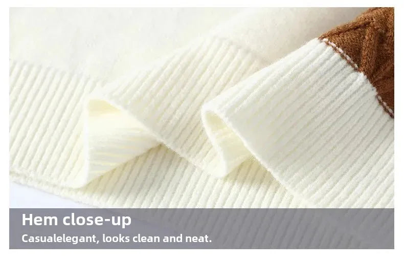 Trendy Men's Loose-Fit Knitted Sweater.