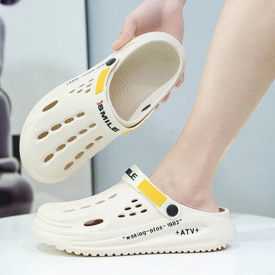 Men Clogs Soft Sole Breathable Beach Slippers.