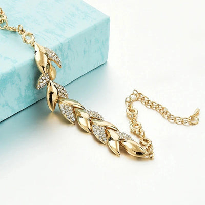 925 Sterling Silver Elegant Crystal.