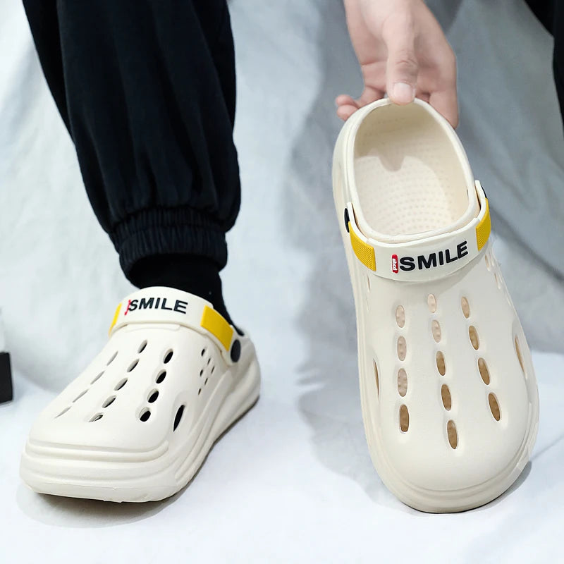 Men Clogs Soft Sole Breathable Beach Slippers.