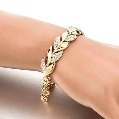 Luxury Love Braided Leaf Bracelet.