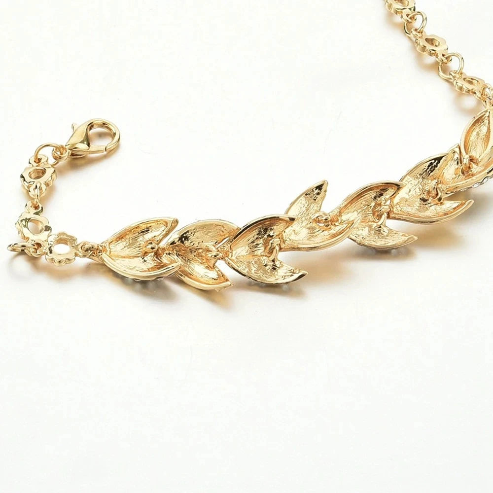 925 Sterling Silver Elegant Crystal.
