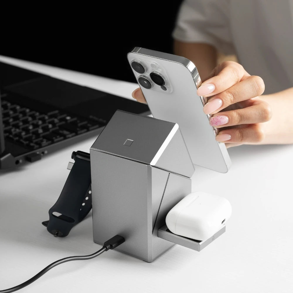 Qi2 3-in-1 Wireless Charger with Auto-Rotating Magic Cube.